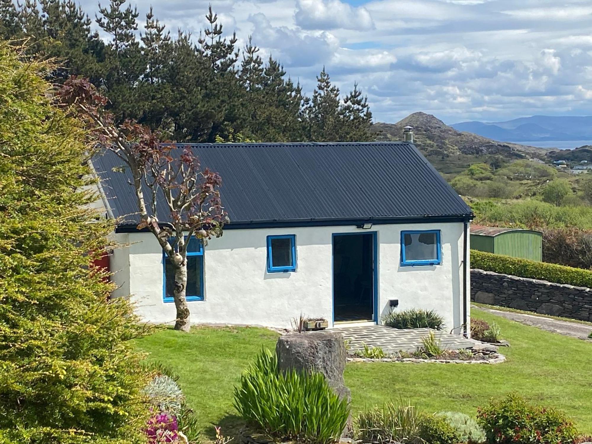 Unique Old Stone Cottage Killarney Eksteriør bilde
